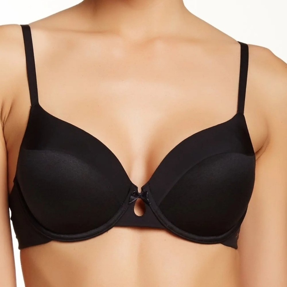 Dkny Fusion Perfect Black Molded Cup Bra size 36DD